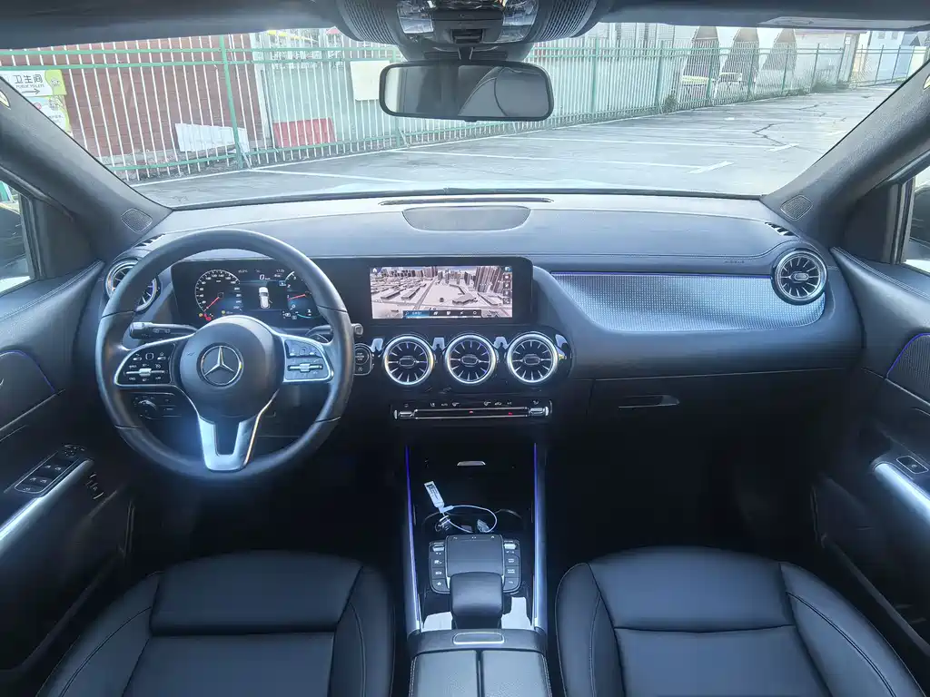 Mercedes-Benz GLA — фото 10