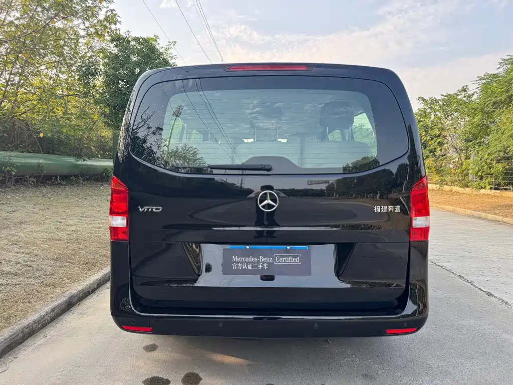 Mercedes-Benz Vito — фото 19