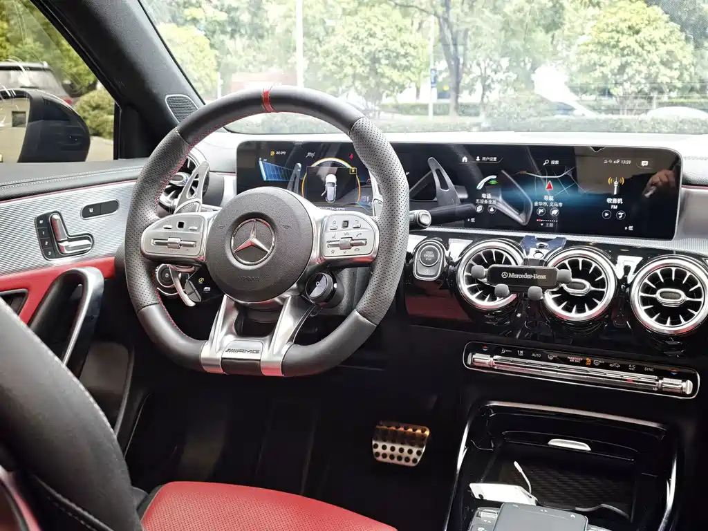Mercedes-Benz A-Class AMG (Import) — фото 9