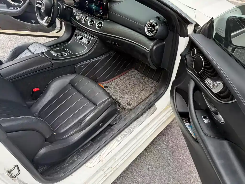 Mercedes-Benz E-Class (Import) — фото 5
