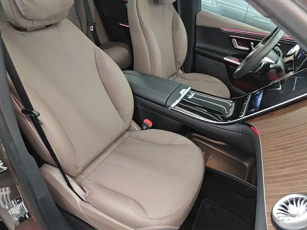 Mercedes-Benz EQE SUV — фото 24