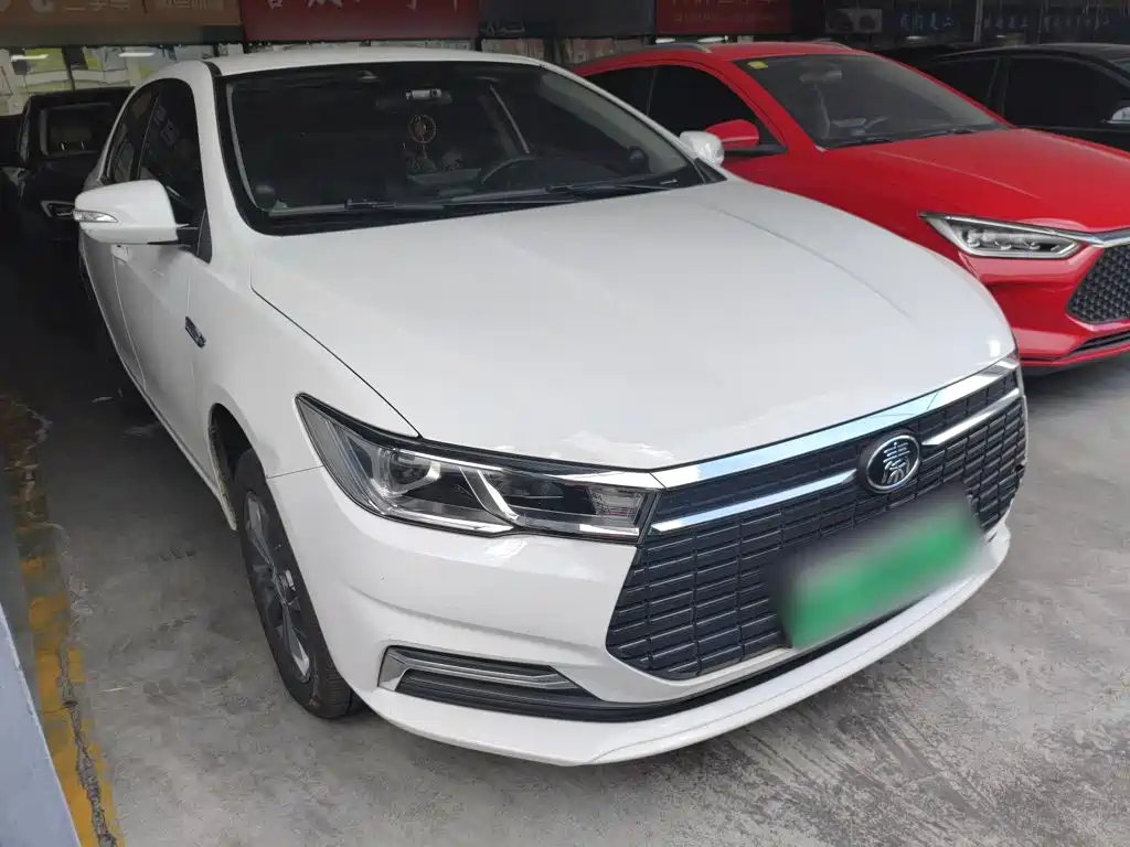 BYD Qin NEV — фото 4