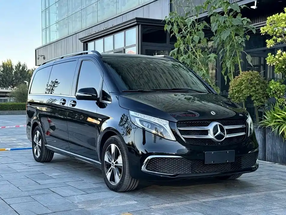 Mercedes-Benz V-Class — фото 3