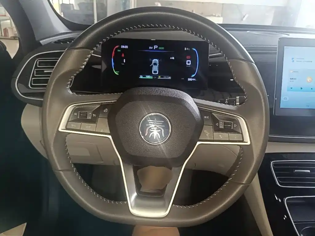 BYD Qin PLUS — фото 11