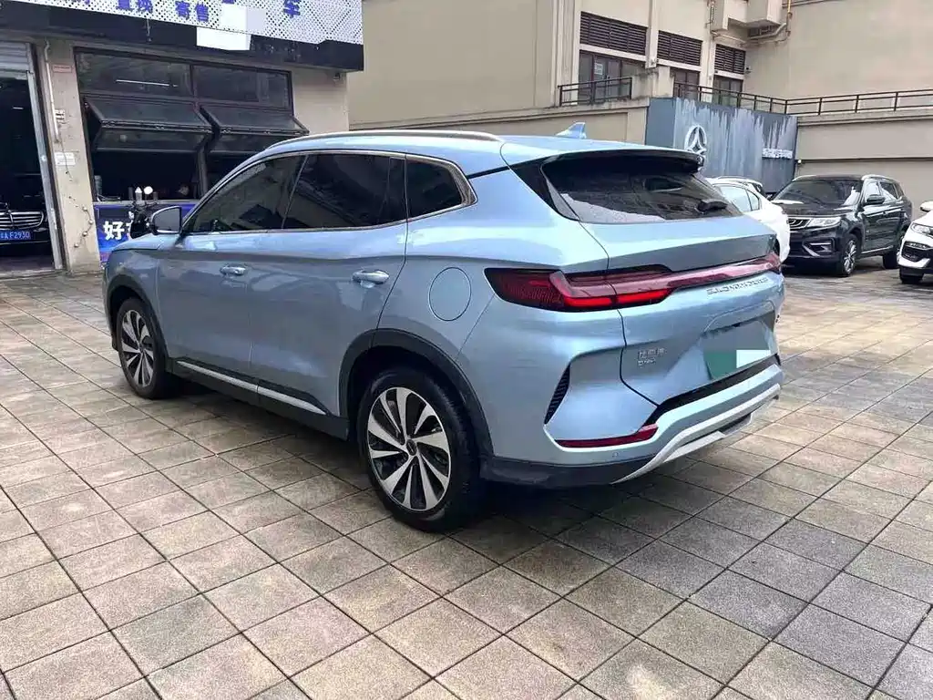 BYD PLUS New Energy — фото 4