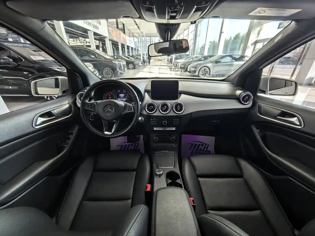 Mercedes-Benz B-Class — фото 13