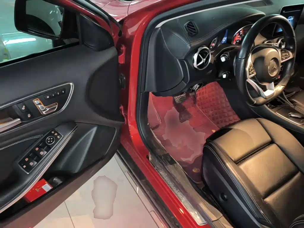 Mercedes-Benz GLA — фото 15