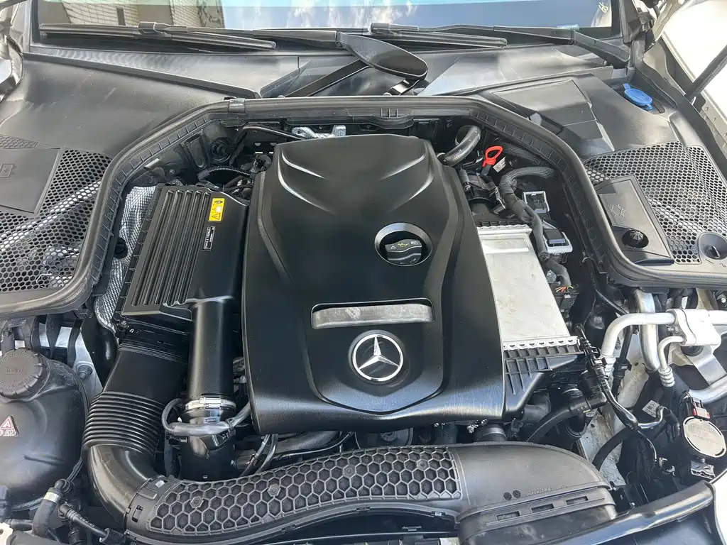 Mercedes-Benz C-Class — фото 15