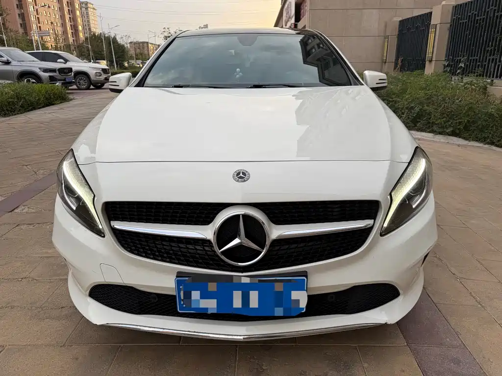 Mercedes-Benz A-Class (Import) — фото 2