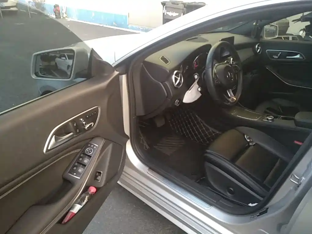 Mercedes-Benz CLA (Import) — фото 15