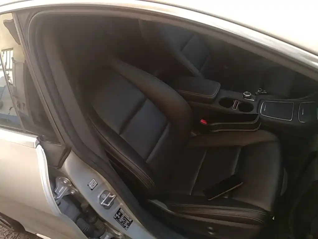 Mercedes-Benz CLA (Import) — фото 24