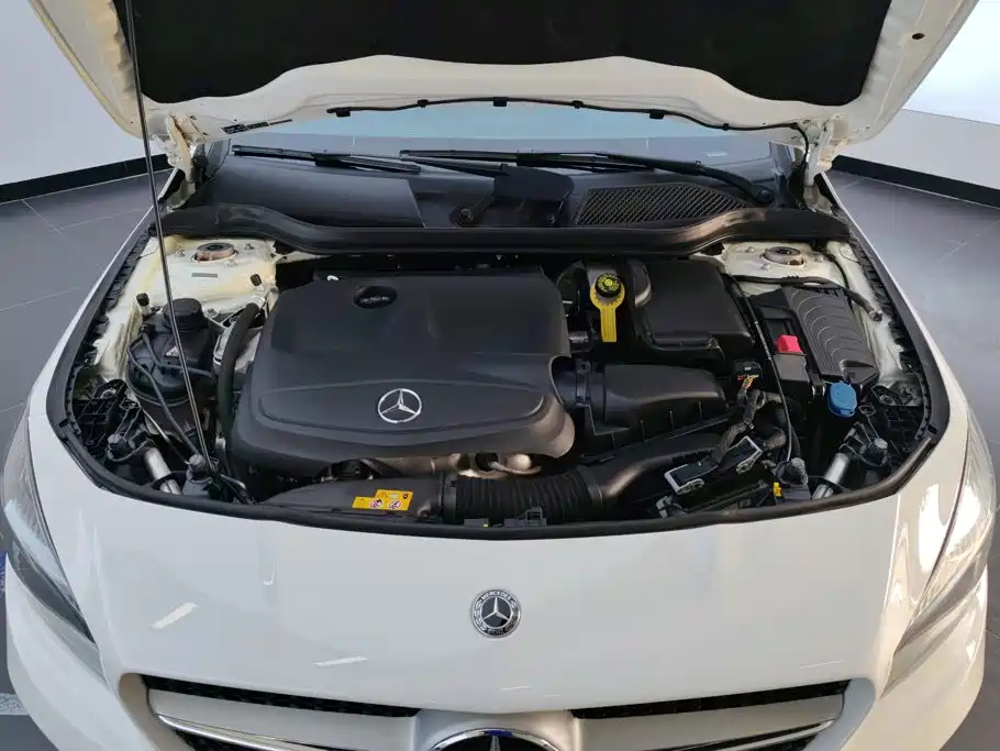 Mercedes-Benz CLA (Import) — фото 10