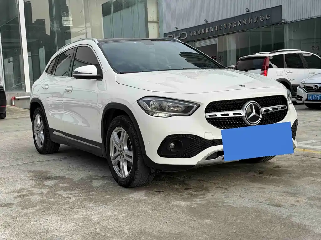 Mercedes-Benz GLA — фото 3