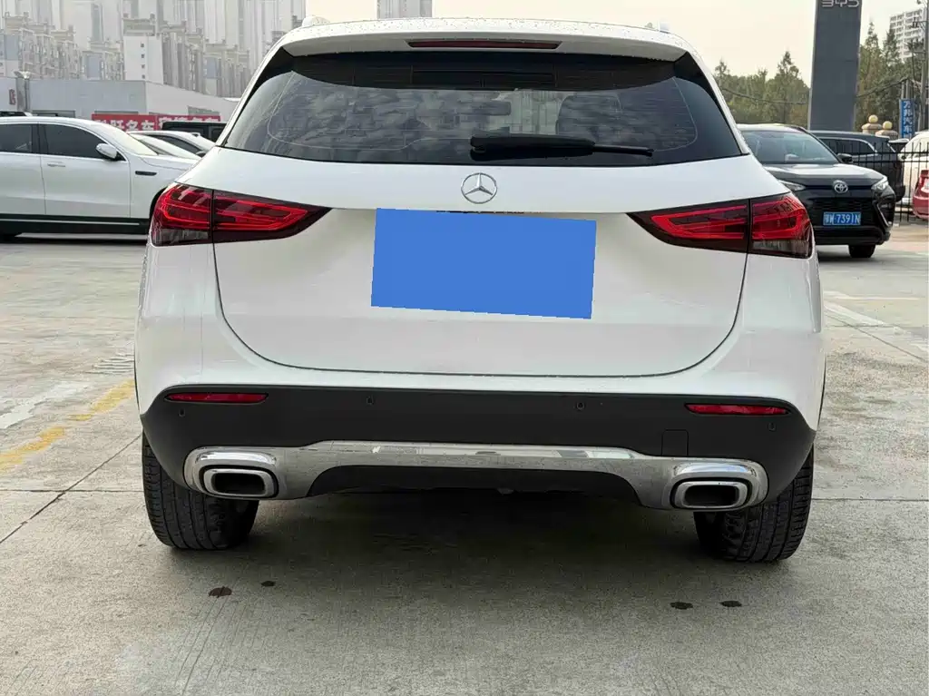 Mercedes-Benz GLA — фото 8