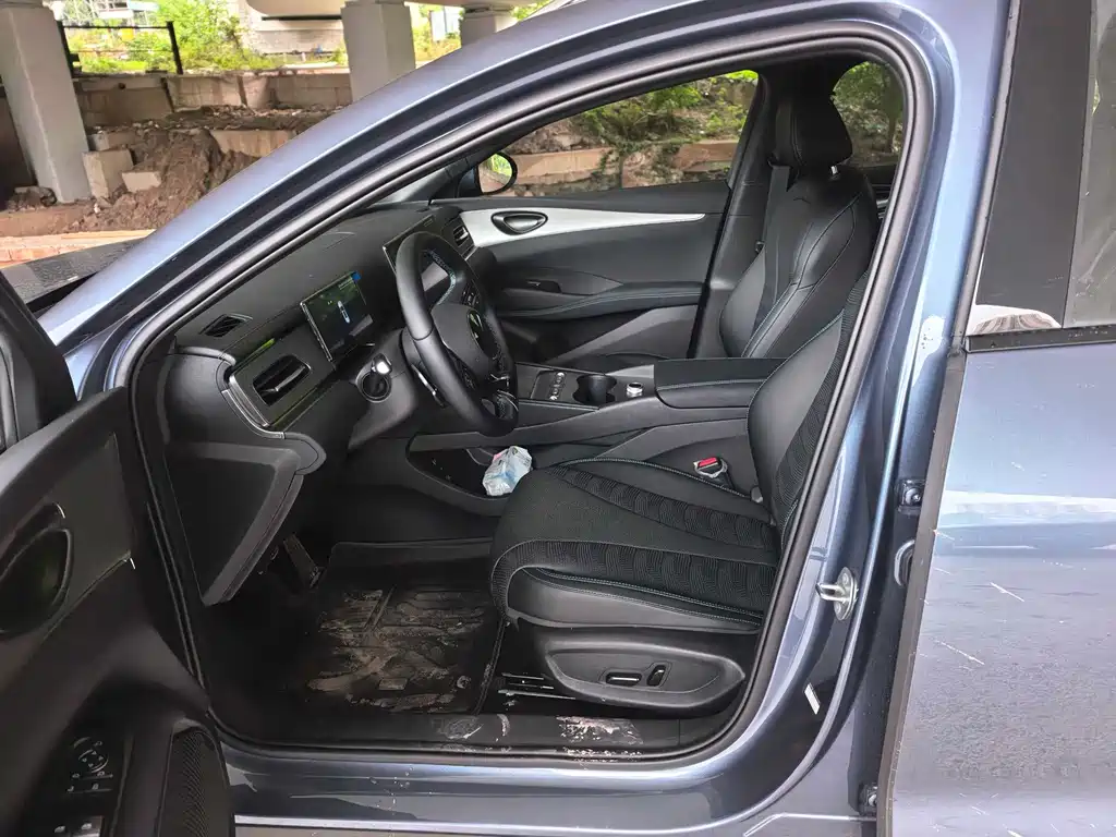 BYD Seal 06 DM-i Touring — фото 3