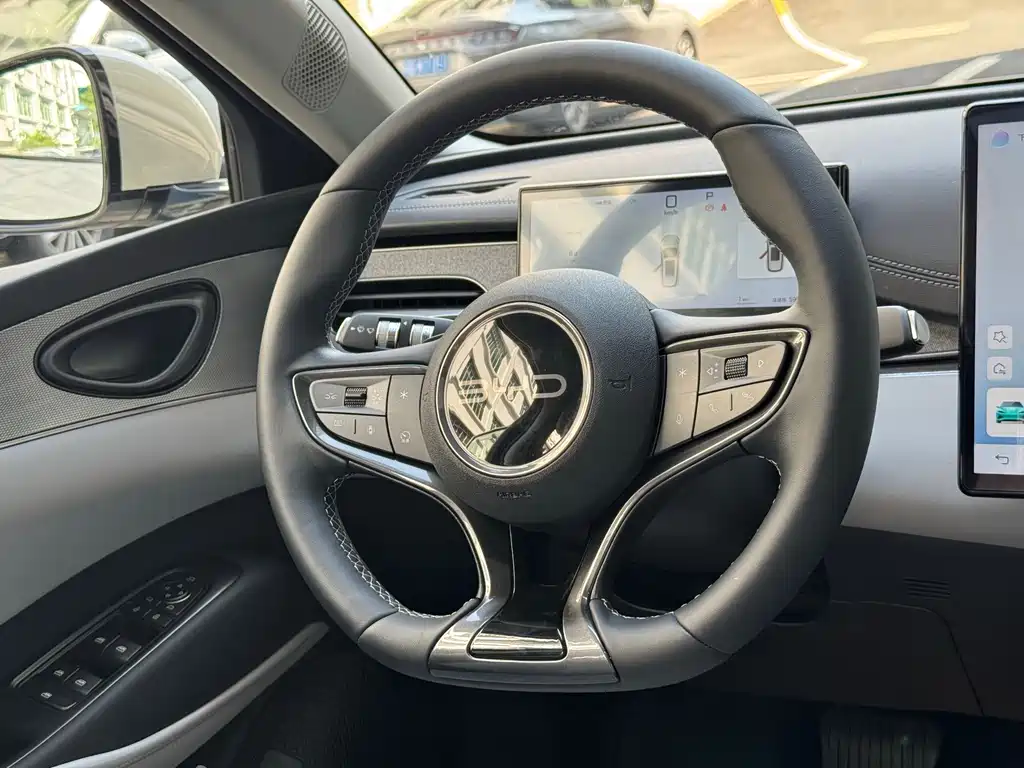BYD Seal 06 DM-i Touring — фото 18