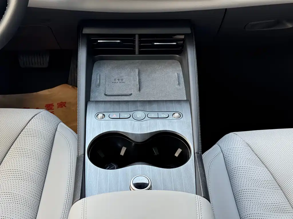 BYD Seal 06 DM-i Touring — фото 20