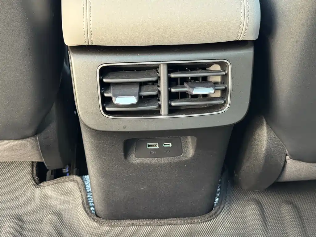 BYD Seal 06 DM-i Touring — фото 26