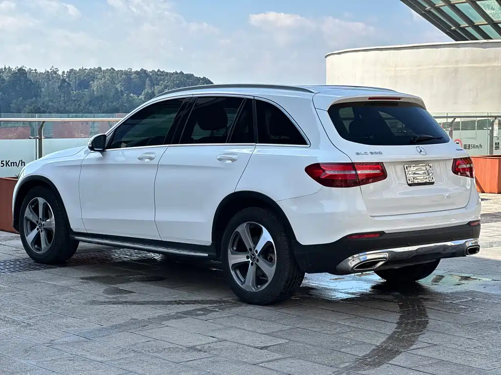 Mercedes-Benz GLC — фото 23