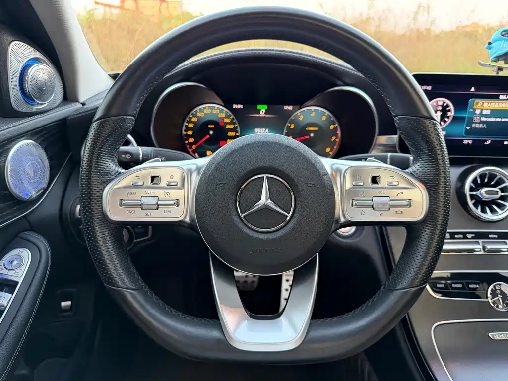 Mercedes-Benz C-Class — фото 14
