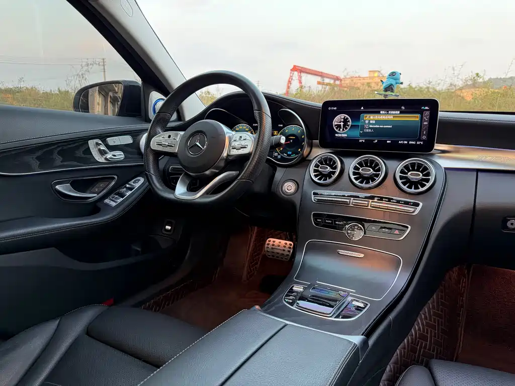 Mercedes-Benz C-Class — фото 16