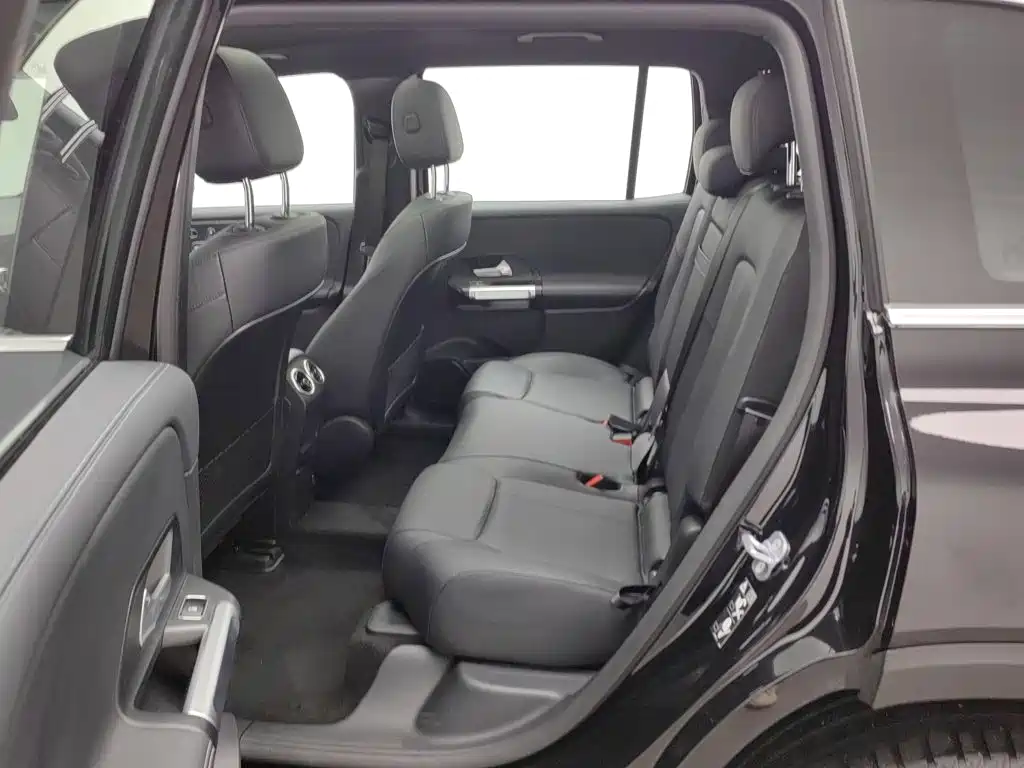 Mercedes-Benz EQB — фото 15