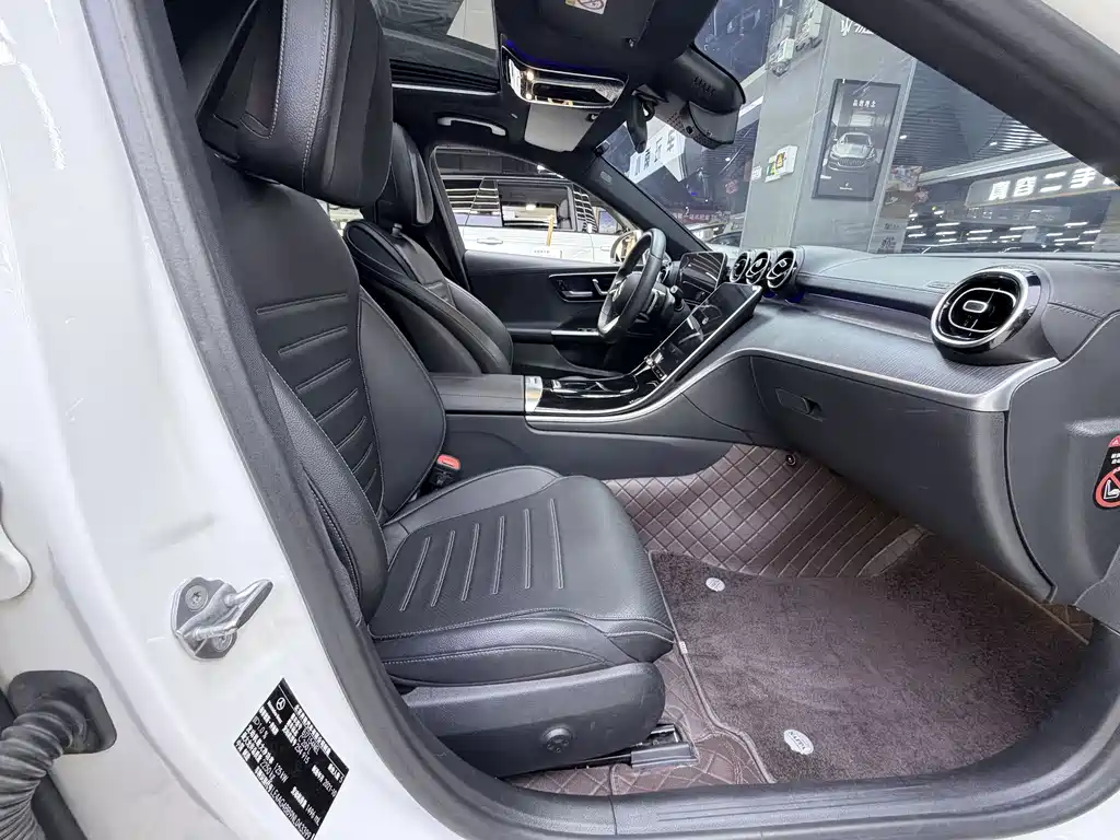 Mercedes-Benz C-Class — фото 11