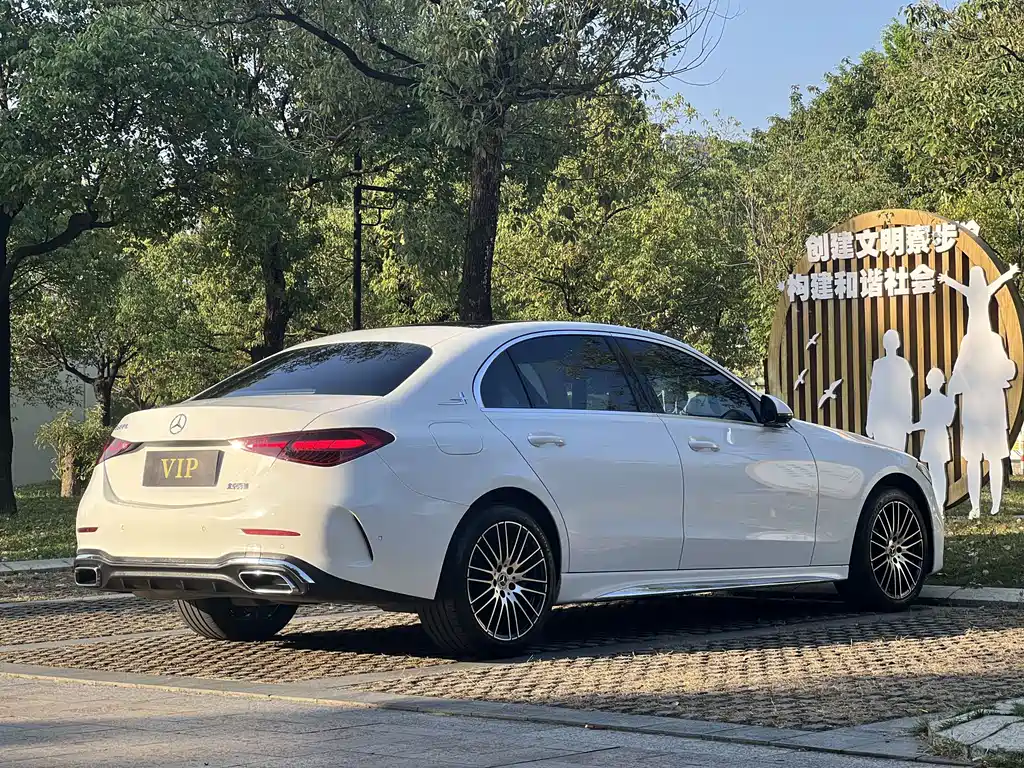 Mercedes-Benz C-Class — фото 14