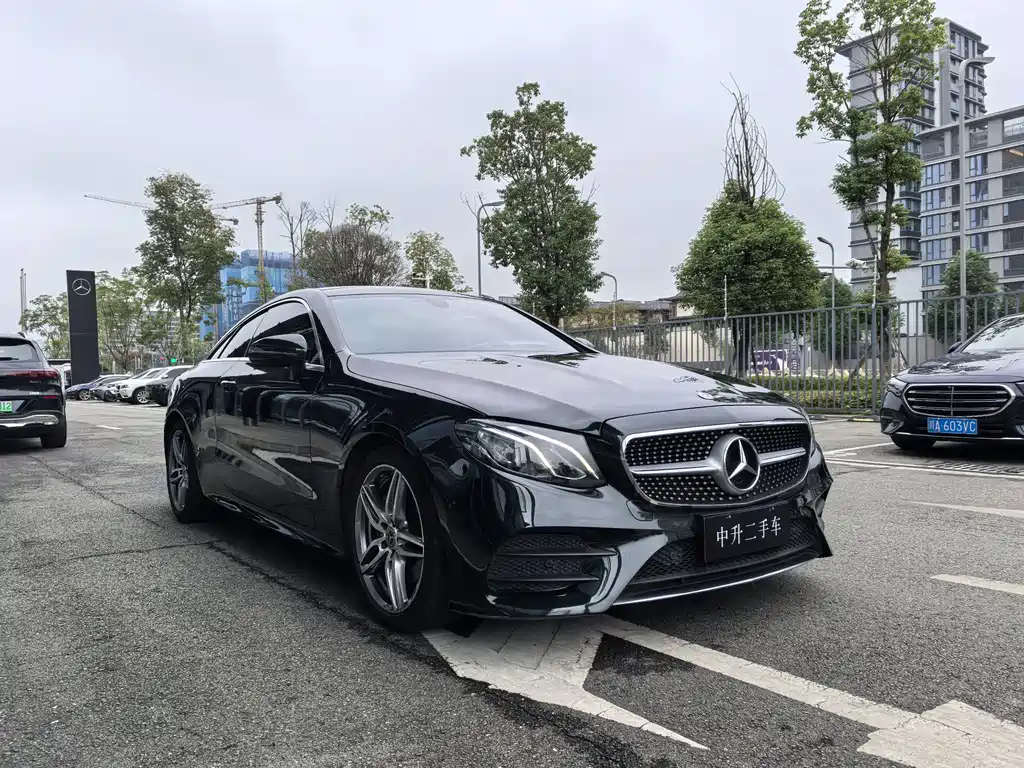 Mercedes-Benz E-Class (Import) — фото 2
