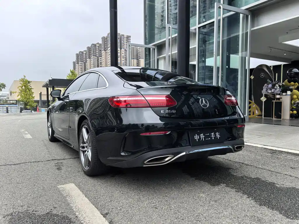 Mercedes-Benz E-Class (Import) — фото 13