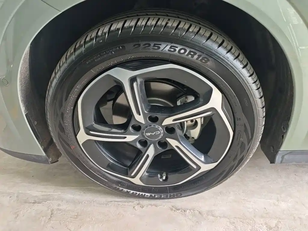 BYD Seal 06GT — фото 23