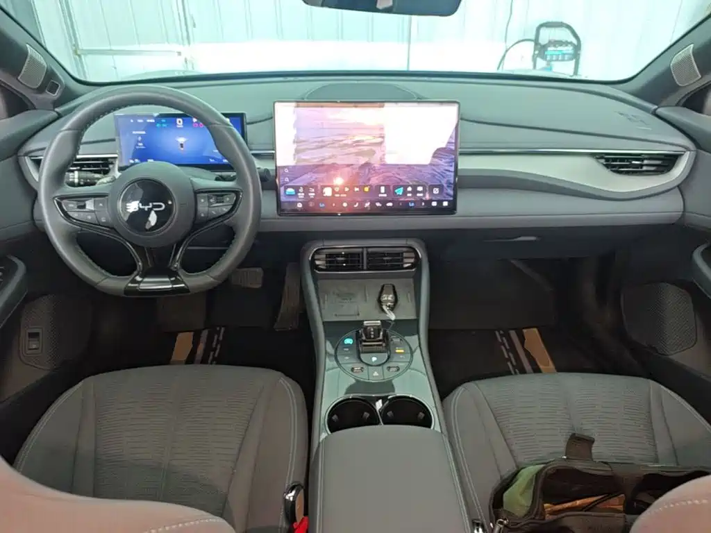 BYD Seal 06GT — фото 10