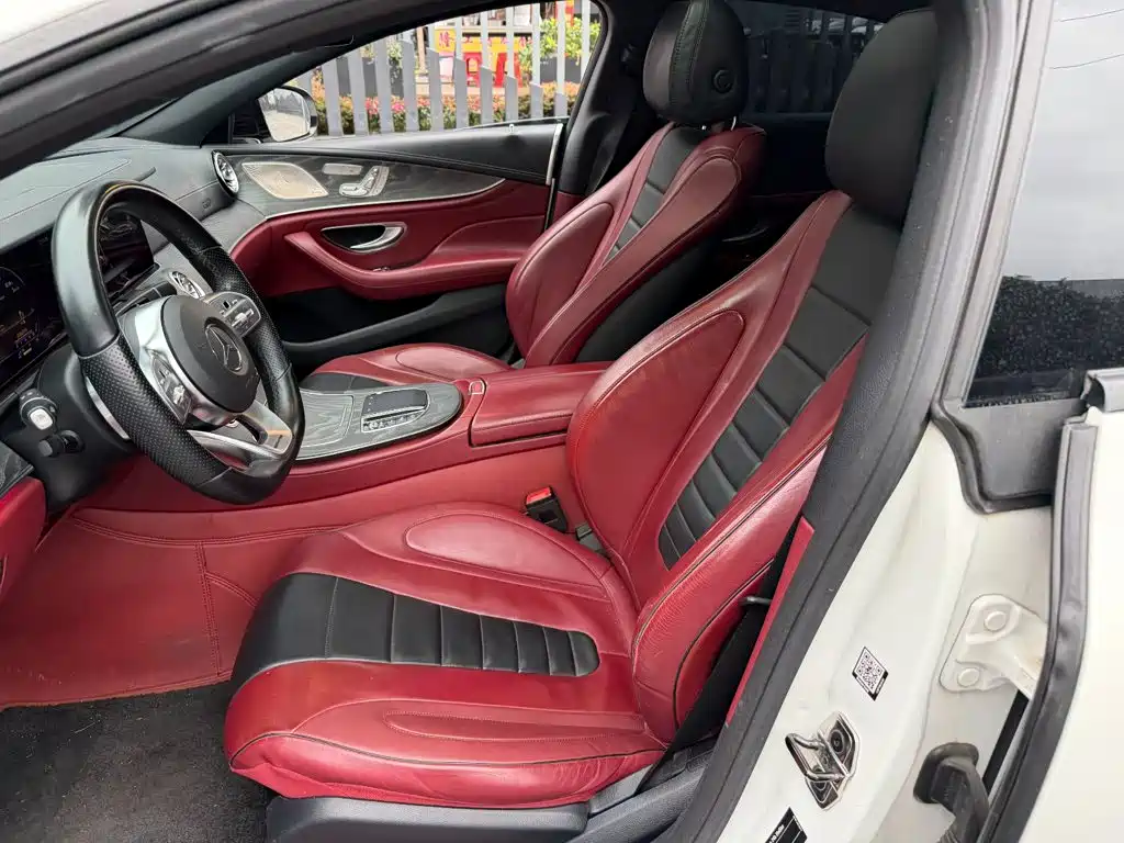 Mercedes-Benz CLS — фото 8