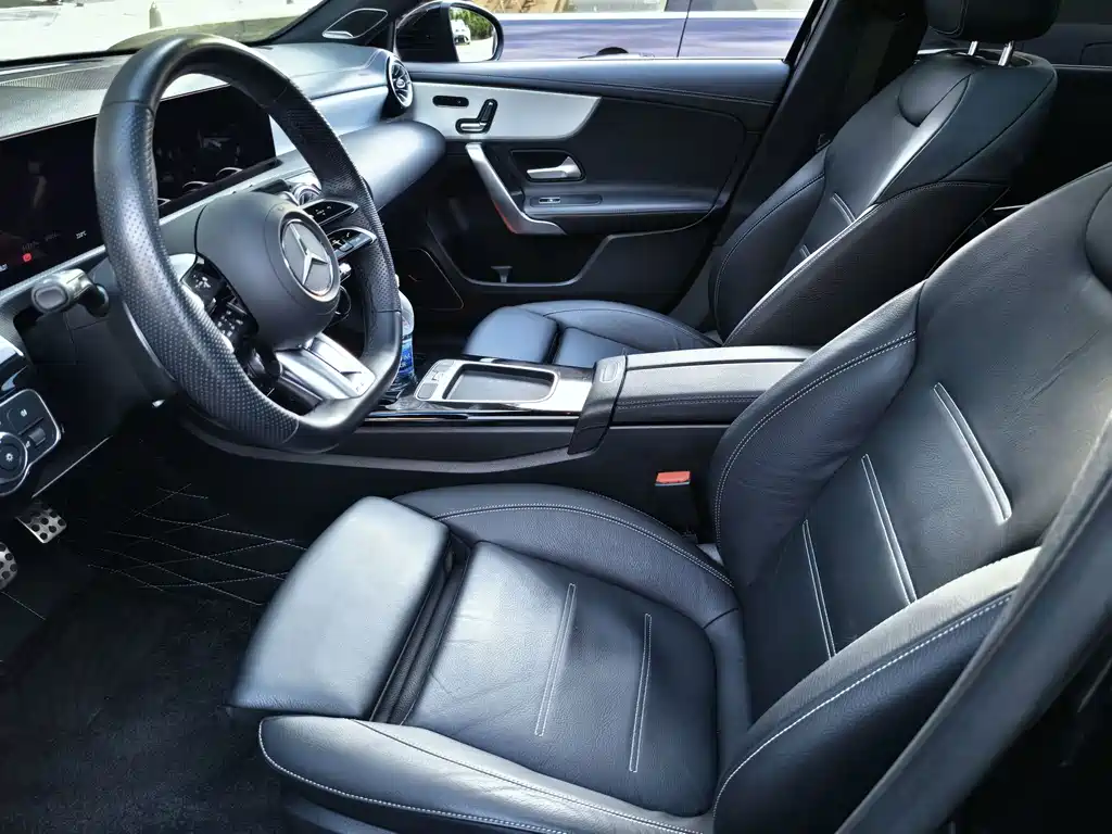 Mercedes-Benz A-Class AMG — фото 4