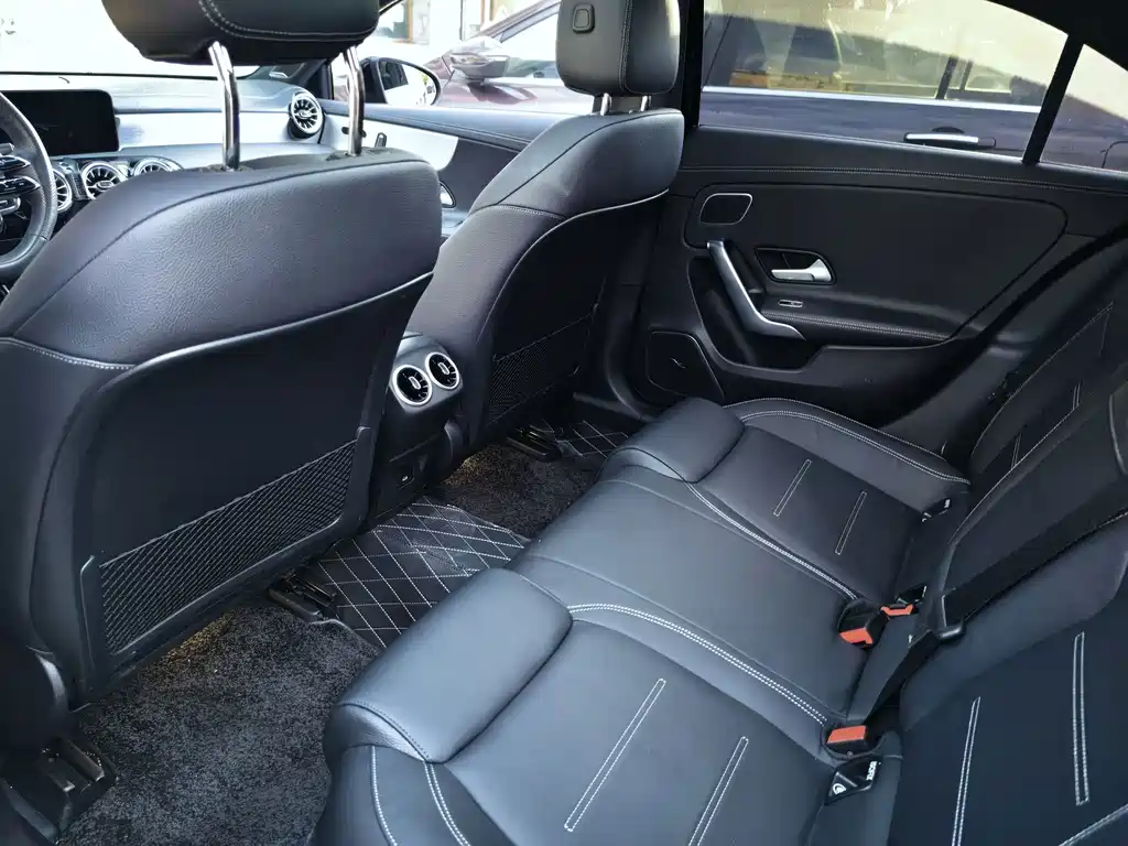 Mercedes-Benz A-Class AMG — фото 10