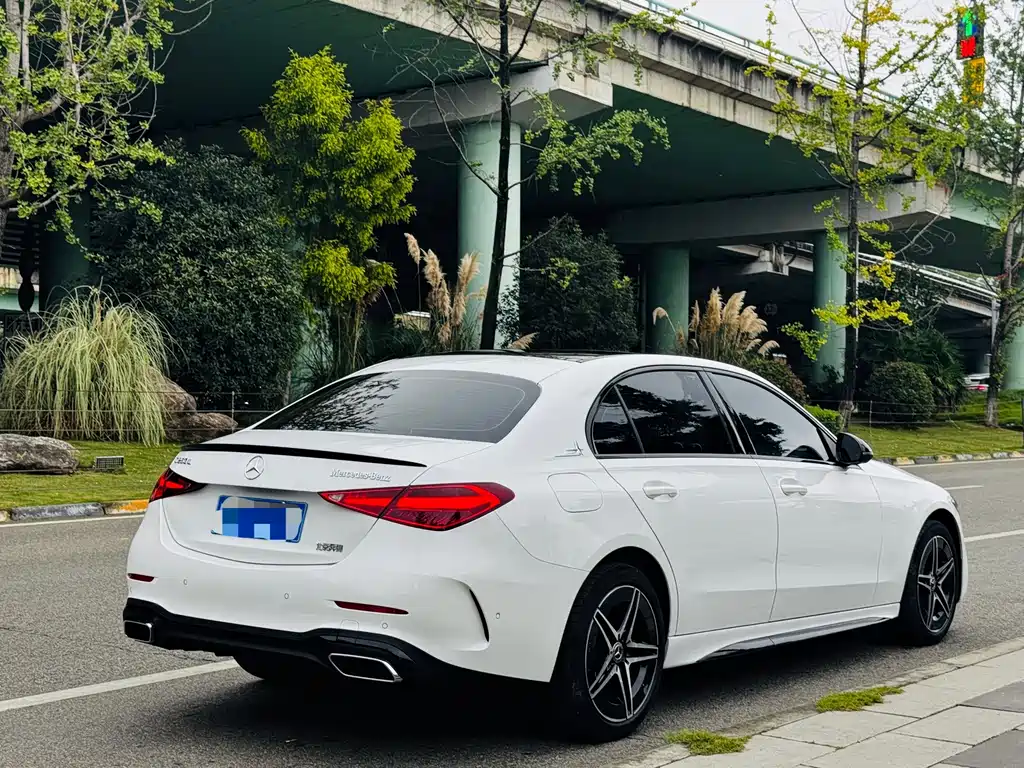 Mercedes-Benz C-Class — фото 10