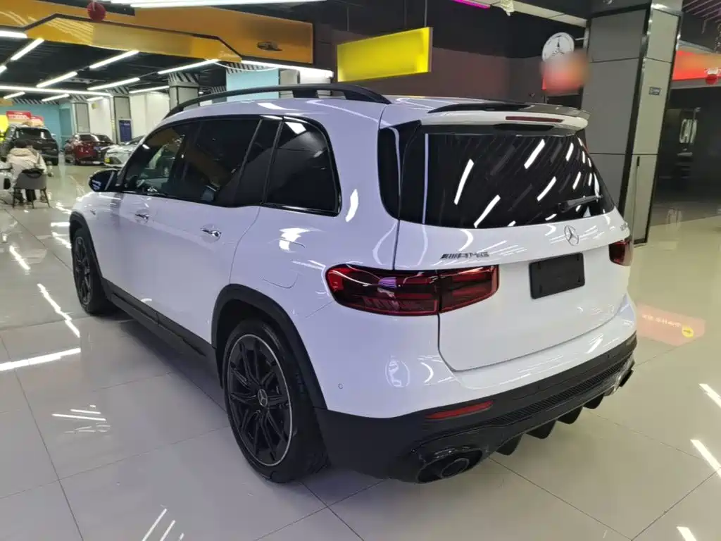 Mercedes-Benz GLB AMG — фото 4