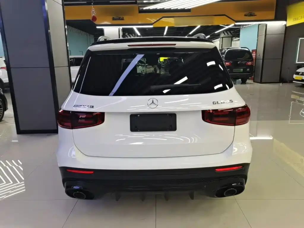 Mercedes-Benz GLB AMG — фото 5
