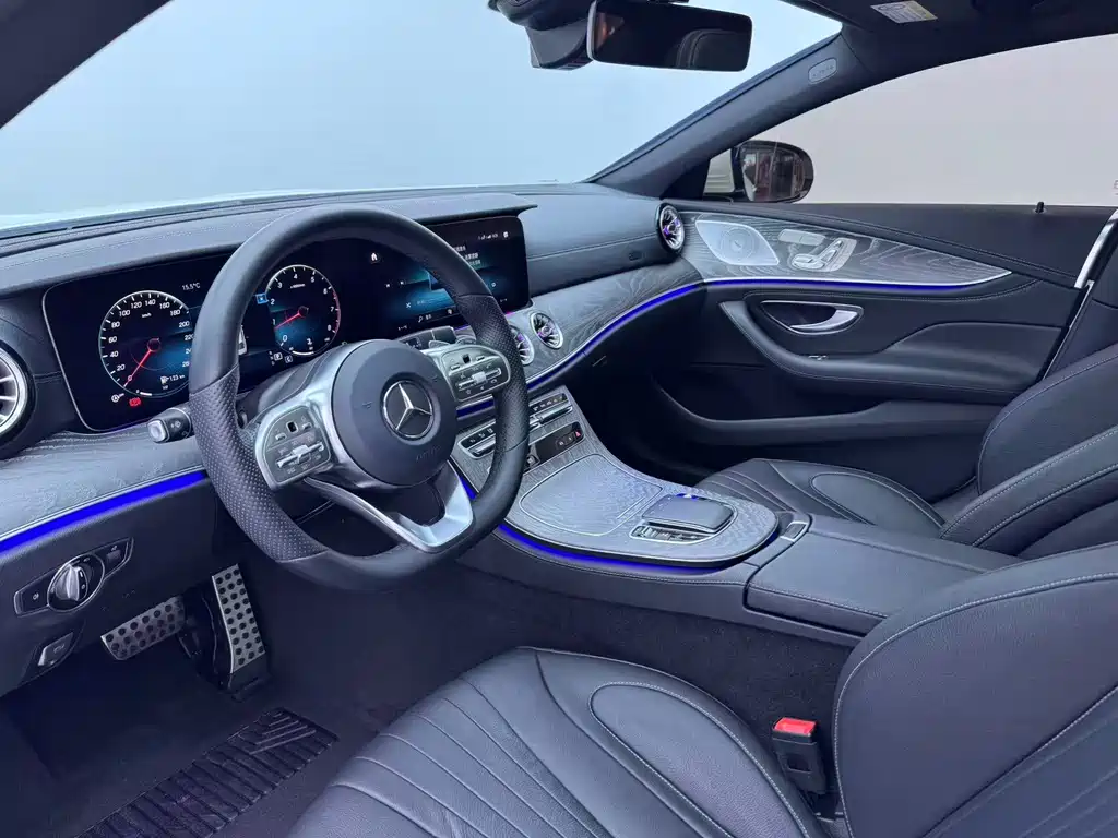 Mercedes-Benz CLS — фото 5