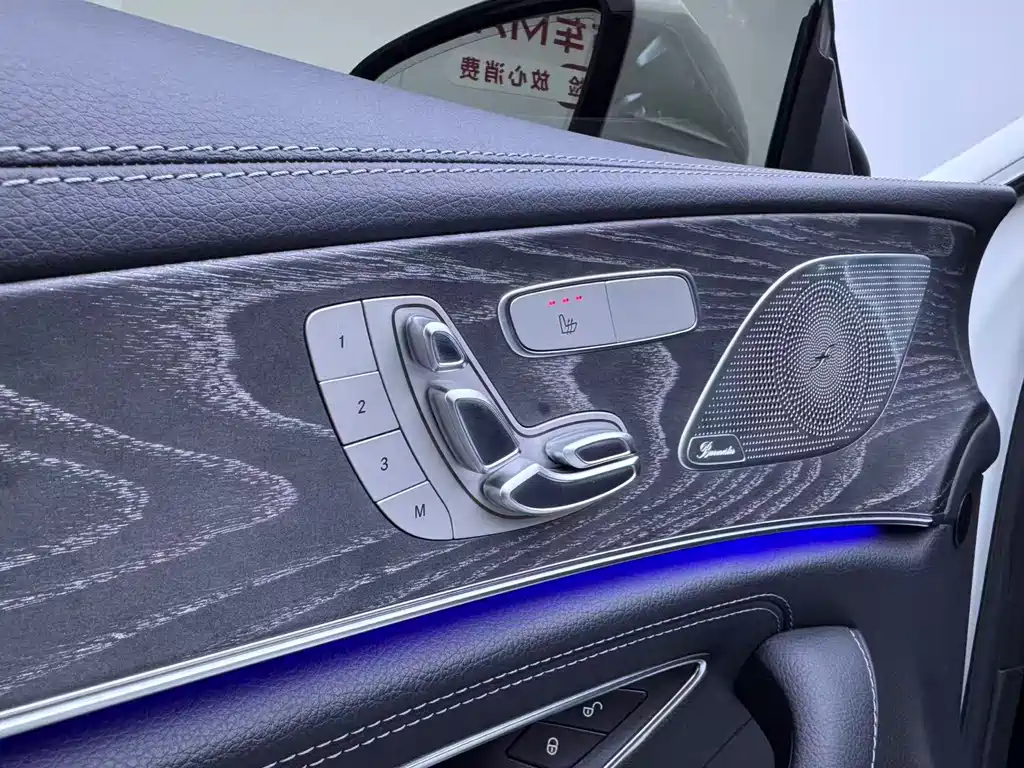 Mercedes-Benz CLS — фото 9