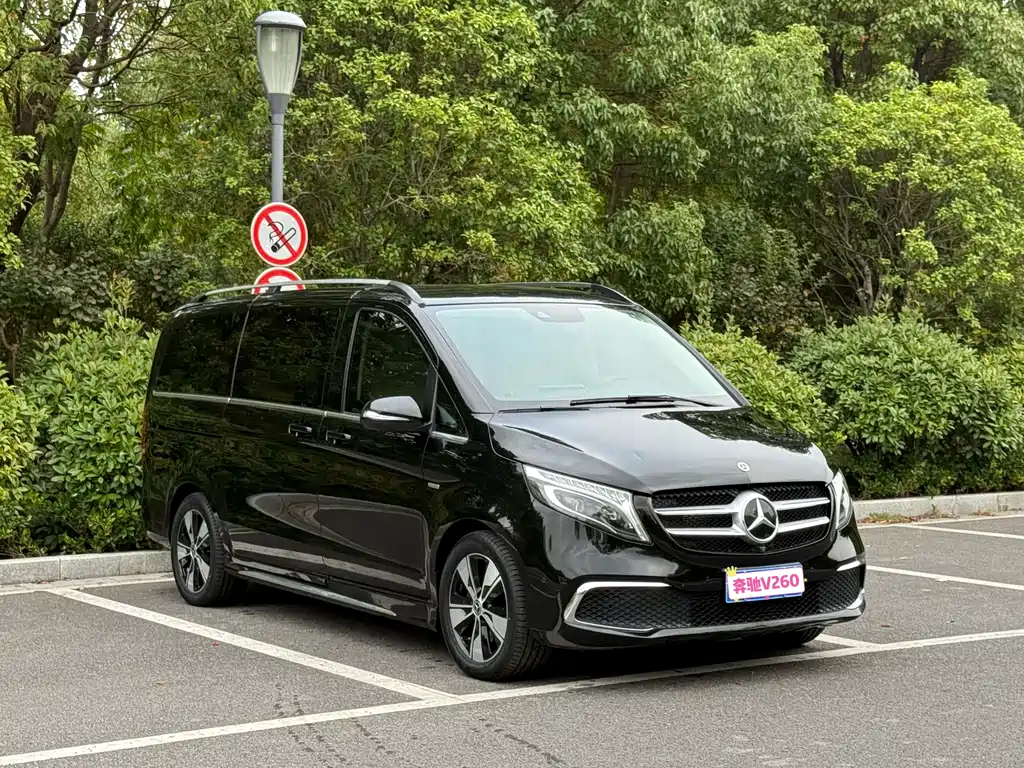 Mercedes-Benz V-Class — фото 2