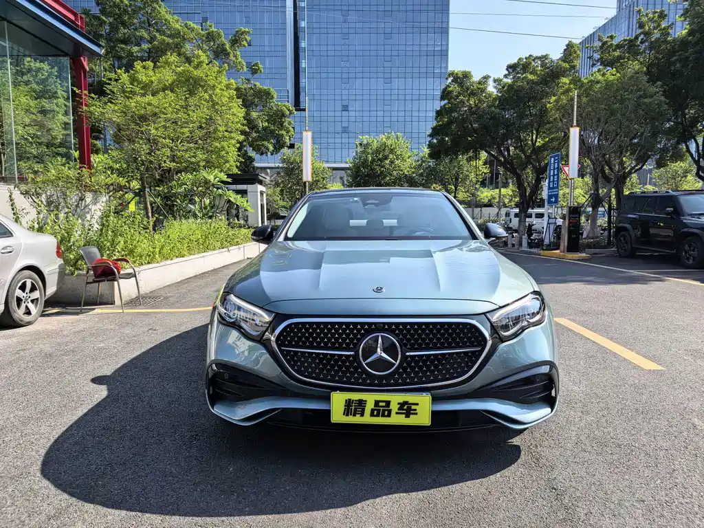 Mercedes-Benz E-Class (Import) — фото 2