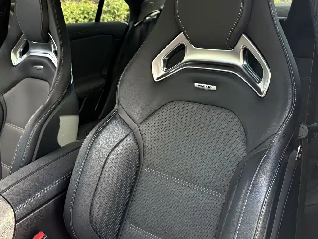 Mercedes-Benz CLA AMG — фото 5