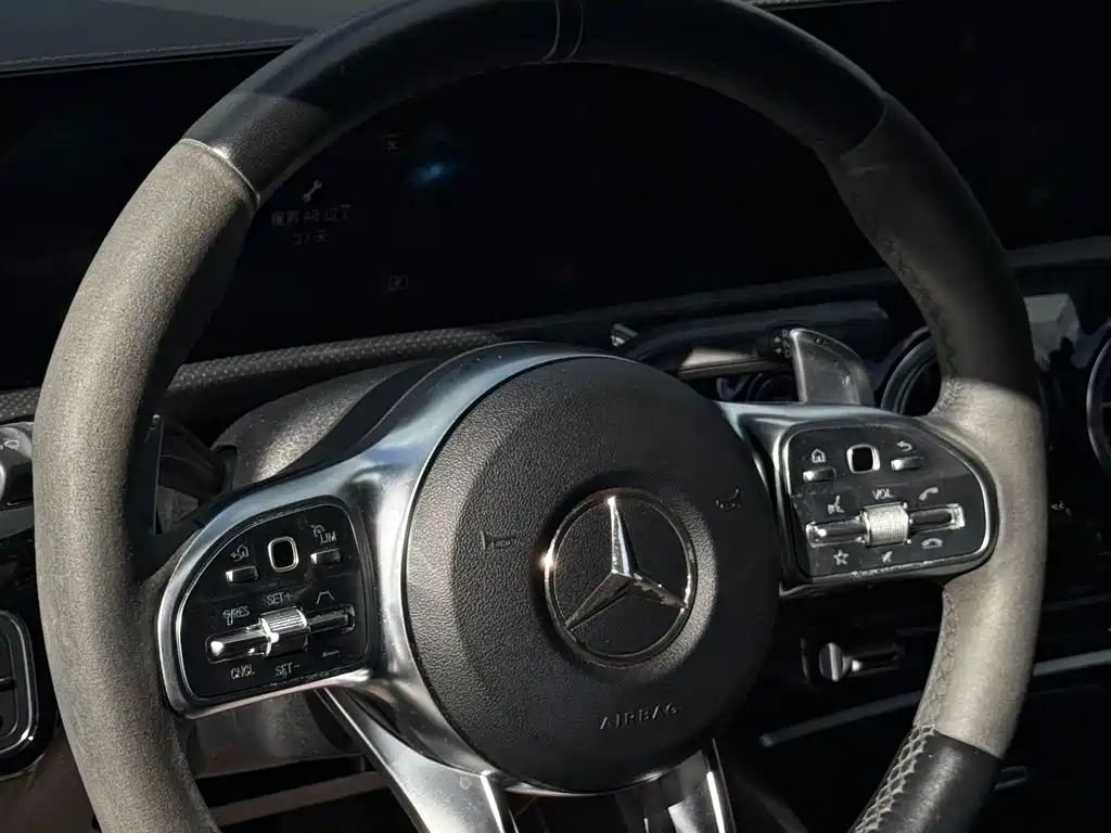 Mercedes-Benz CLA AMG — фото 6