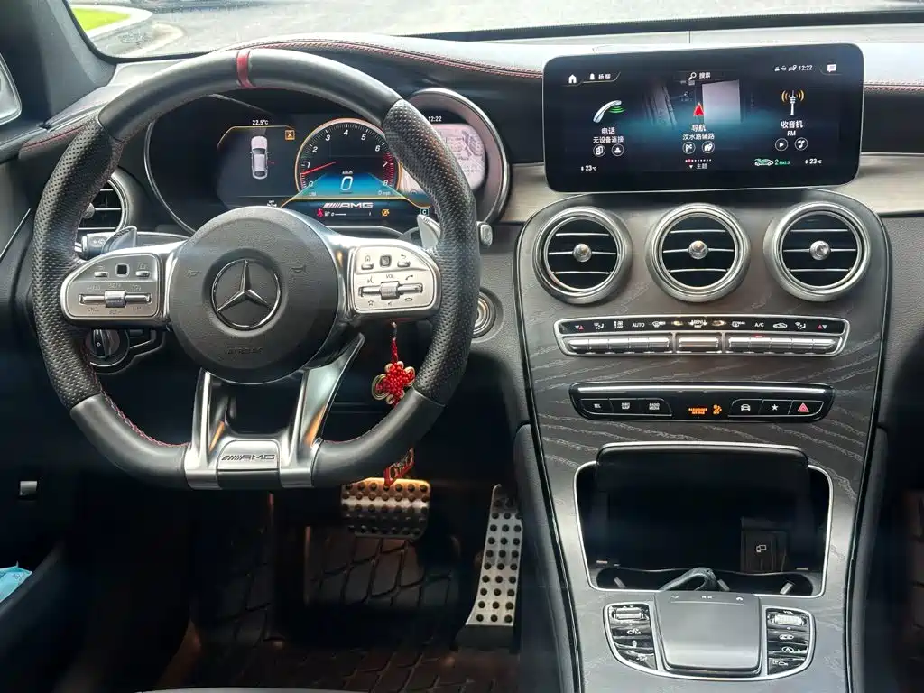 Mercedes-Benz GLC Coupe AMG — фото 7