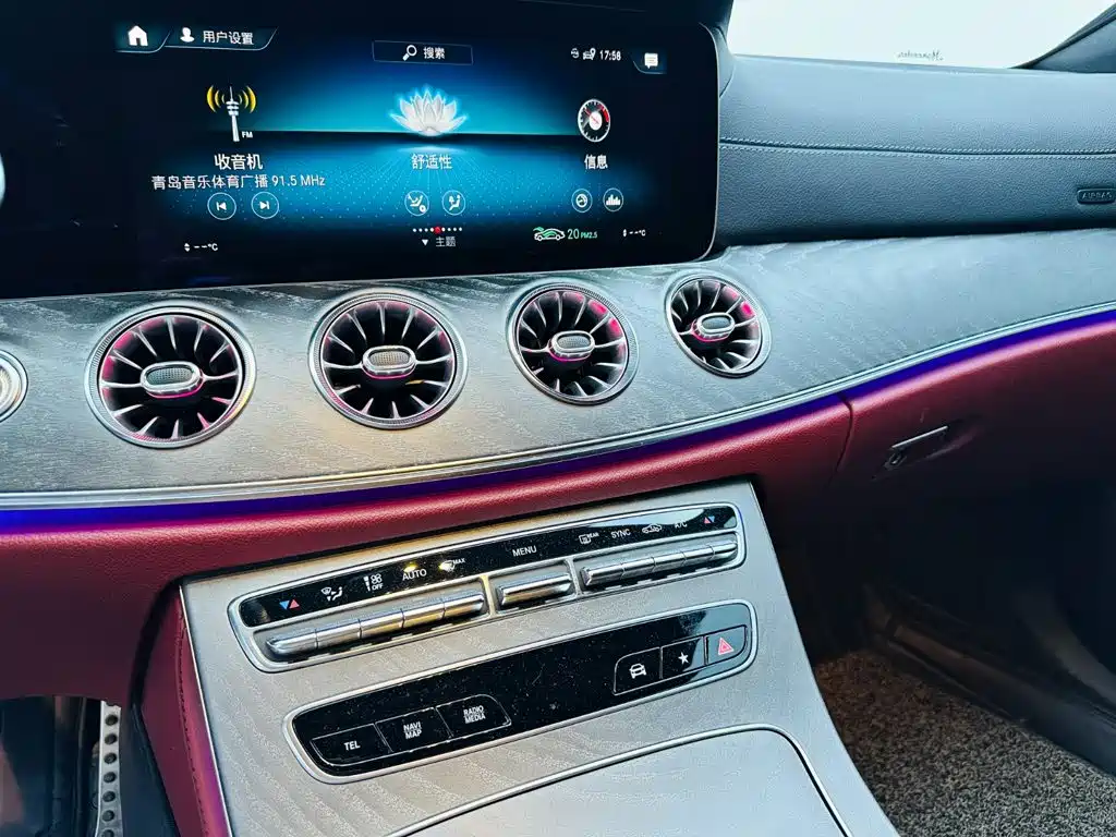 Mercedes-Benz CLS — фото 8