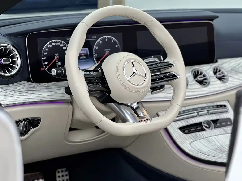 Mercedes-Benz E-Class (Import) — фото 7