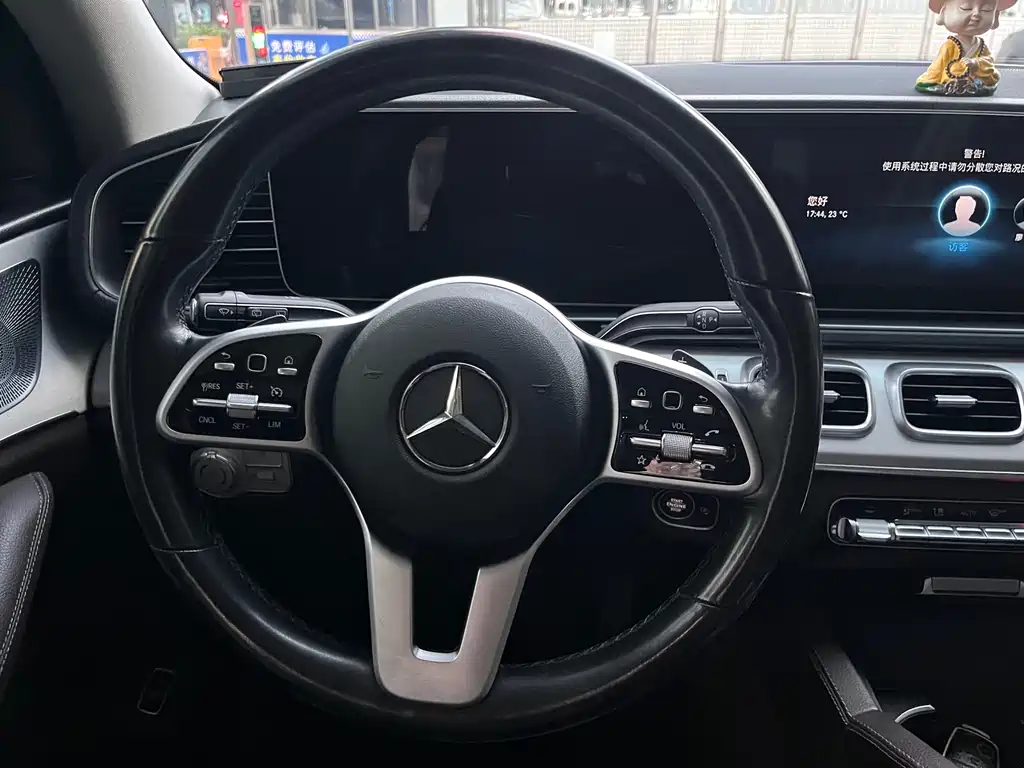 Mercedes-Benz GLE (Import) — фото 11