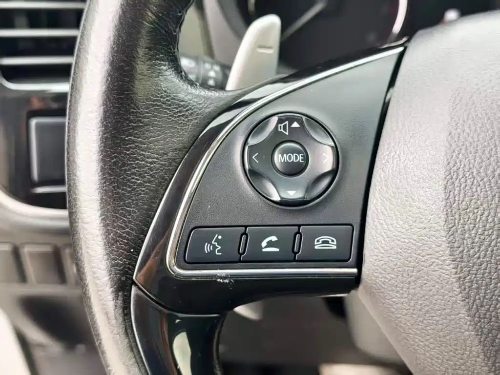 Mitsubishi Outlander — фото 11