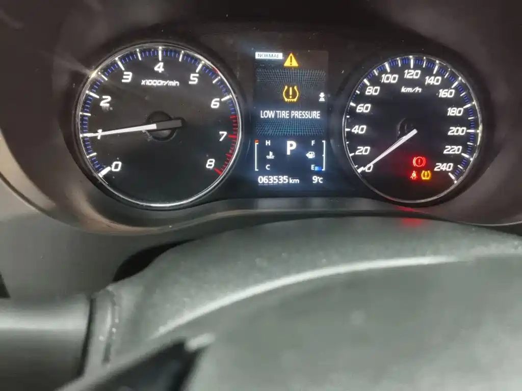 Mitsubishi Outlander — фото 13